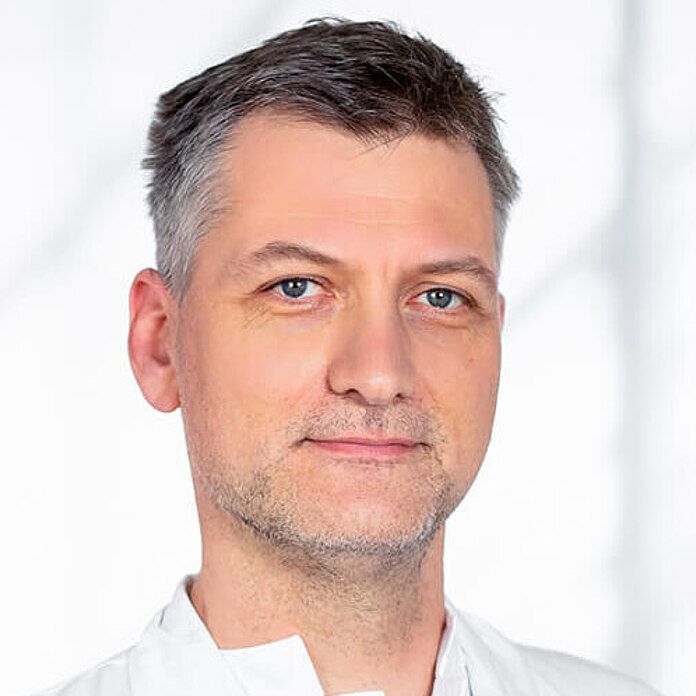 Dr. Alexander Bott ABC